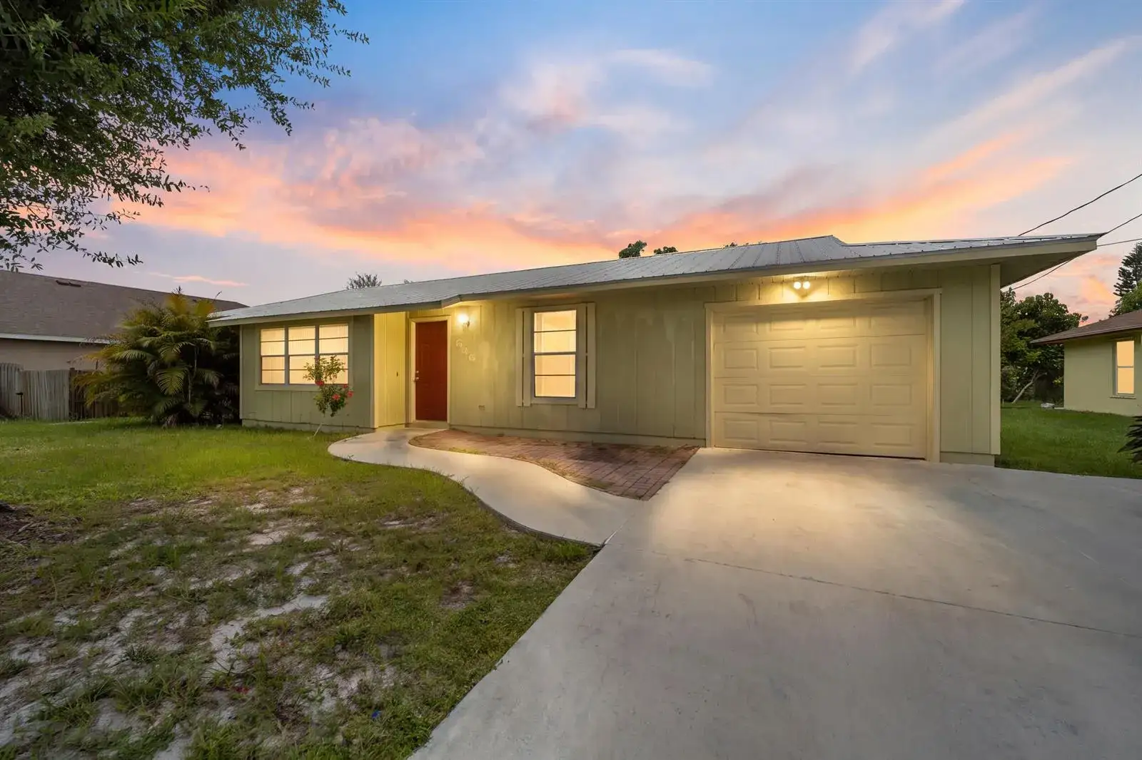 3 bedroom 2 bath Residential for sale at 636 SW EYERLY Avenue, Port St. Lucie FL 34983