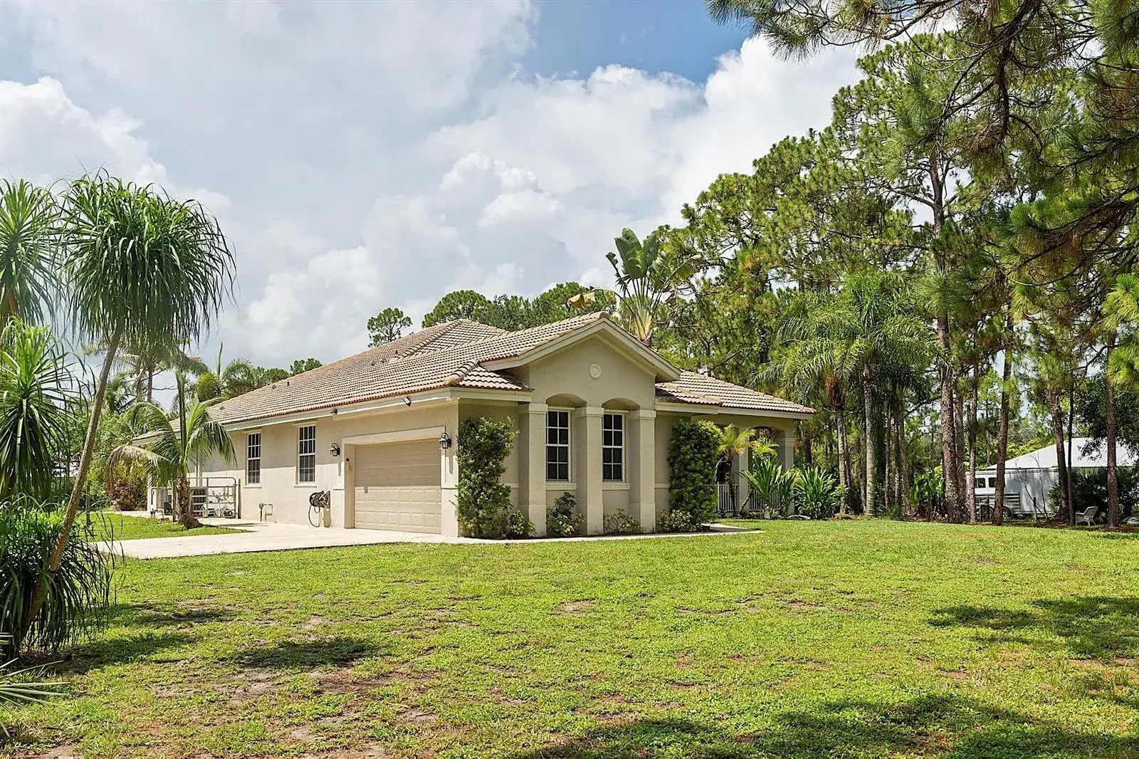 4 bedroom 2 bath Residential for sale at 17854 88TH Road N, FL 33470