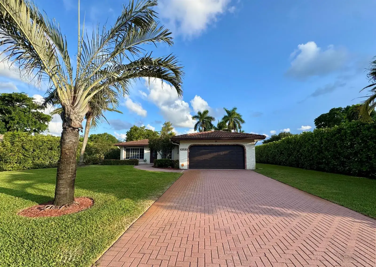3 bedroom 2 bath Residential for sale at 10520 NW 43rd Court, Coral Springs FL 33065