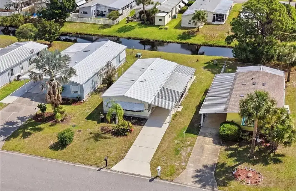 2 bedroom 2 bath Residential Lease for rent at 868 WATERWAY Drive, Barefoot Bay FL 32976