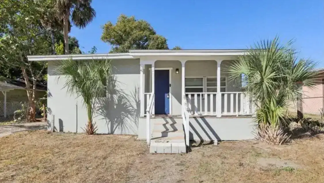 2 bedroom 1 bath Residential Lease for rent at 3416 N GARRISON Street, Tampa FL 33619