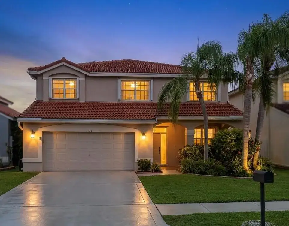 5 bedroom 3 bath Residential for sale at 7723 THORNLEE Drive, Lake Worth FL 33467