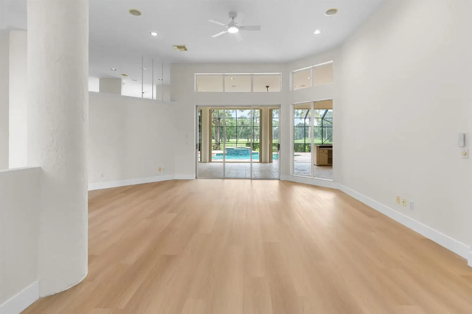 3 bedroom 2 bath Residential for sale at 9408 Meadowood Drive, Fort Pierce FL 34951