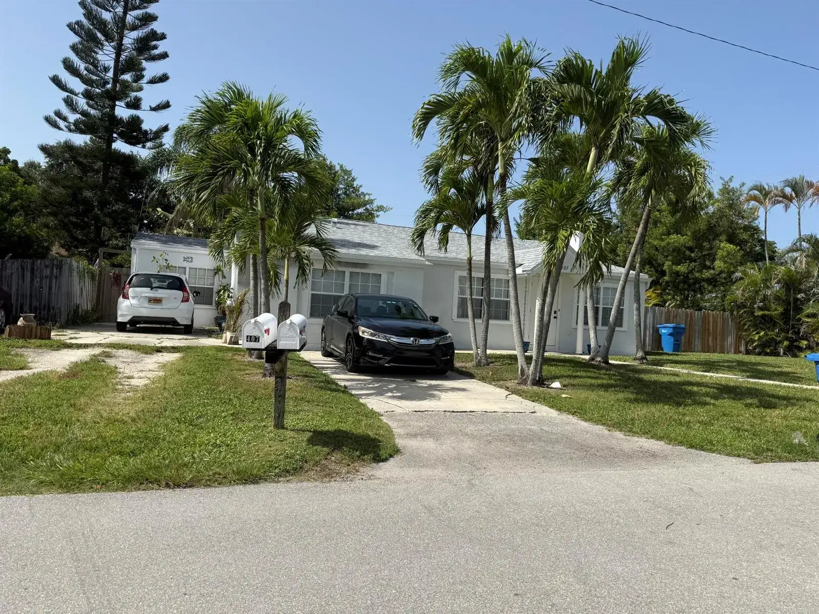 1 bedroom 1 bath Residential Lease for rent at 407 W Palm Street, Lantana FL 33462
