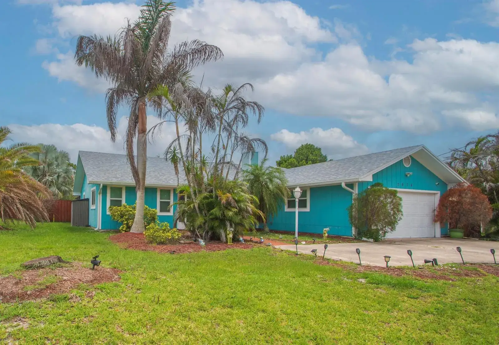 3 bedroom 2 bath Residential for sale at 2674 SE Tiffany Avenue, FL 34952