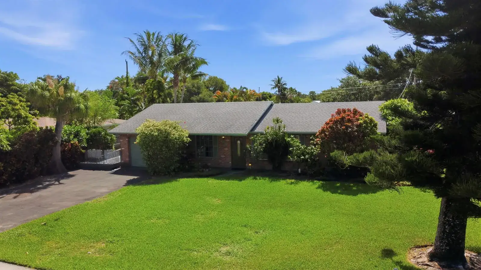 3 bedroom 2 bath Residential for sale at 1505 DONALD Road, Jupiter FL 33469