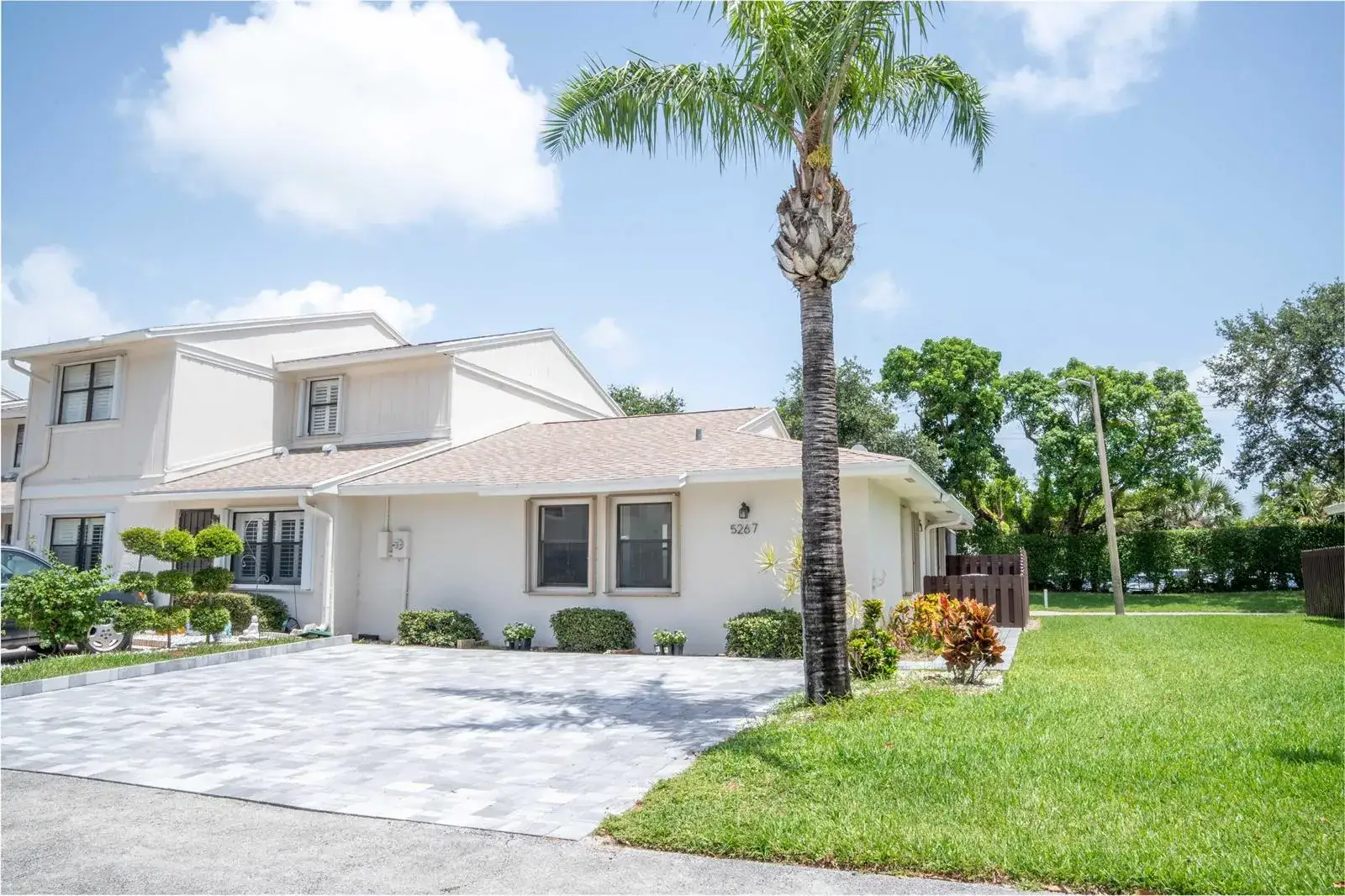 2 bedroom 2 bath Residential for sale at 5267 Jog Lane, Delray Beach FL 33484