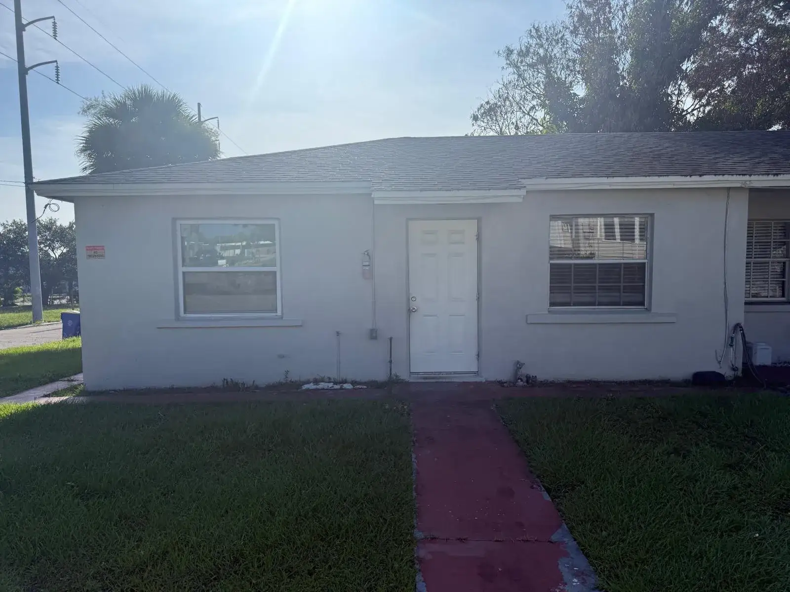 2 bedroom 1 bath Residential Lease for rent at 518 N 6th Street, Fort Pierce FL 34950