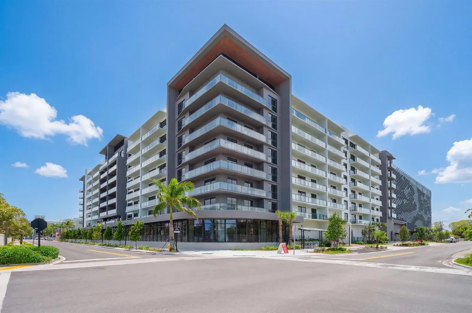 2 bedroom 2 bath Residential Lease for rent at 1650 NE 124th Street, North Miami FL 33181