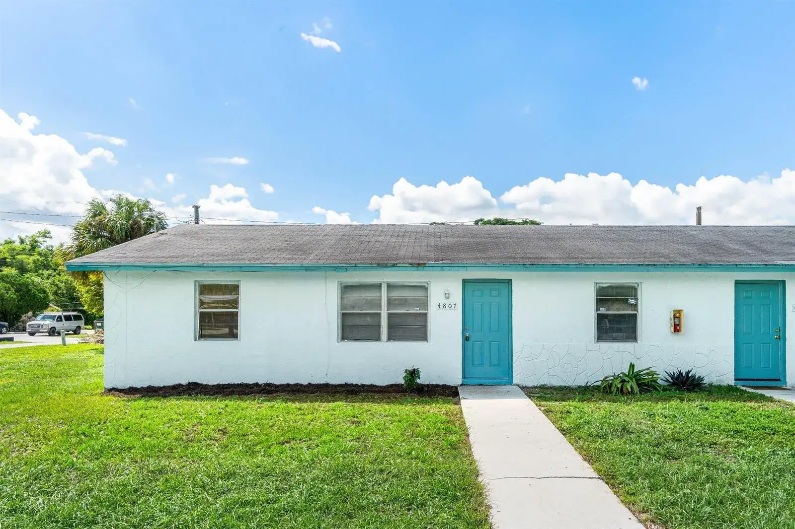 3 bedroom 1 bath Residential Lease for rent at 4807 Gulfstream Road, Lake Worth FL 33461
