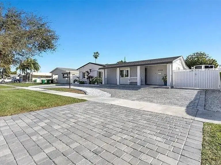 3 bedroom 2 bath Residential for sale at 9390 SW 190TH Street, Cutler Bay FL 33157