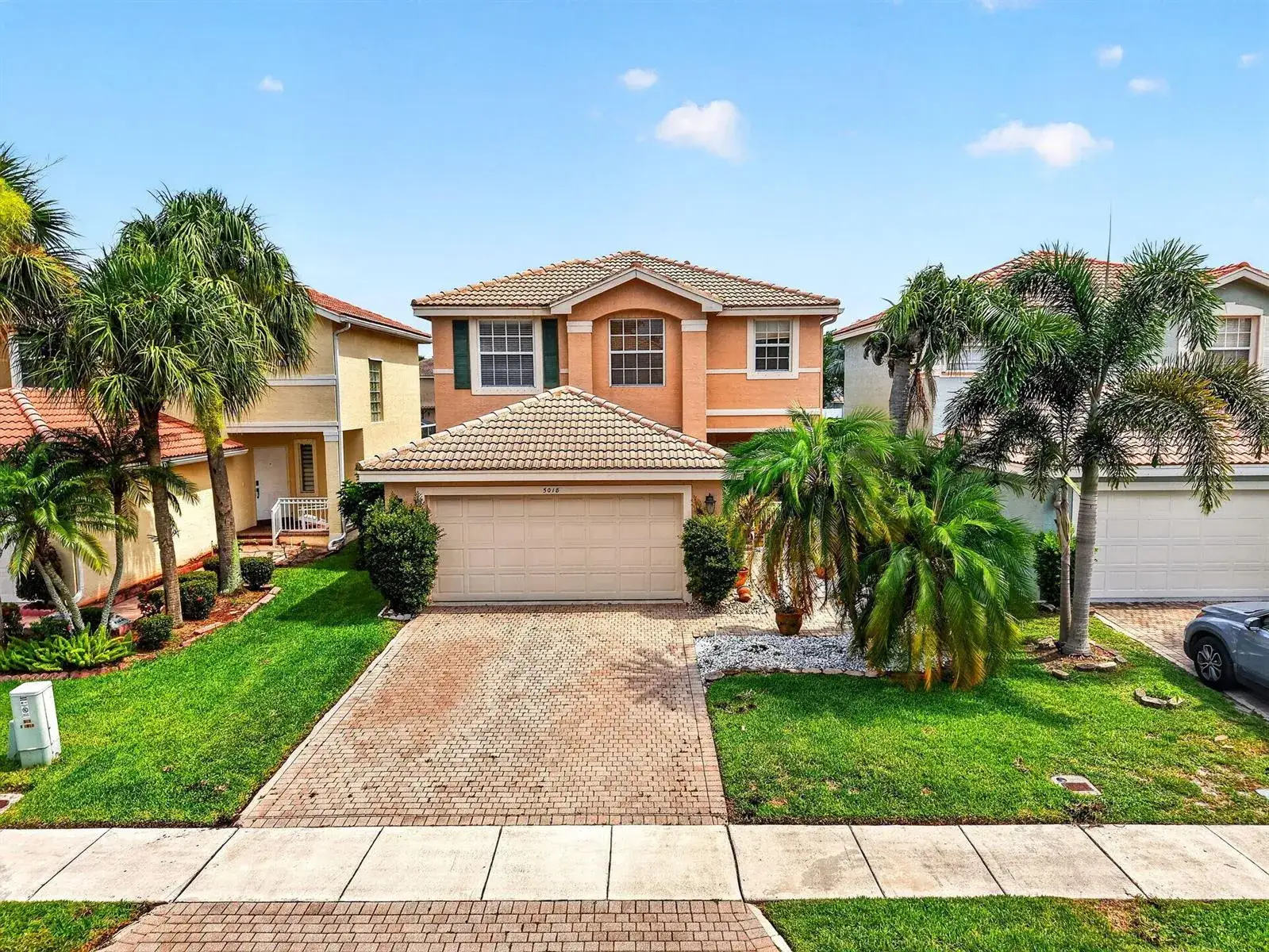 4 bedroom 2 bath Residential for sale at 5018 Starblaze Drive, FL 33463