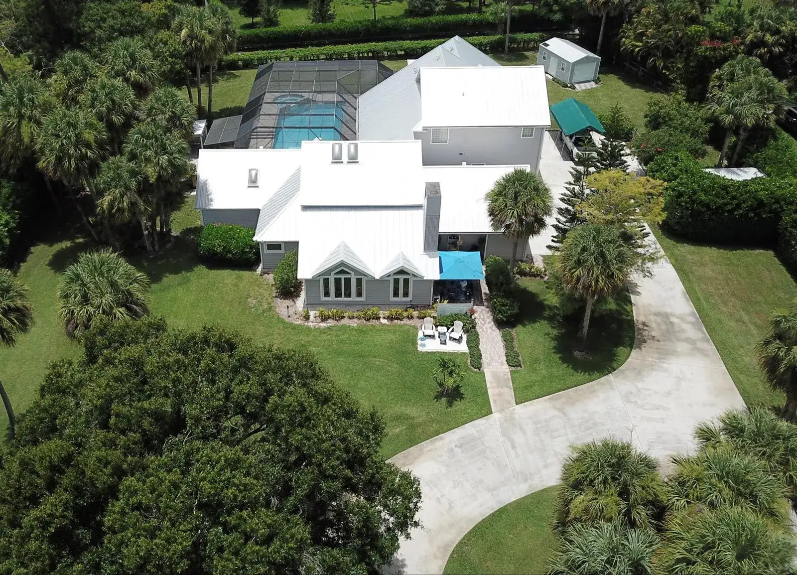 6 bedroom 4 bath Residential for sale at 14757 Stirrup Lane, Wellington FL 33414