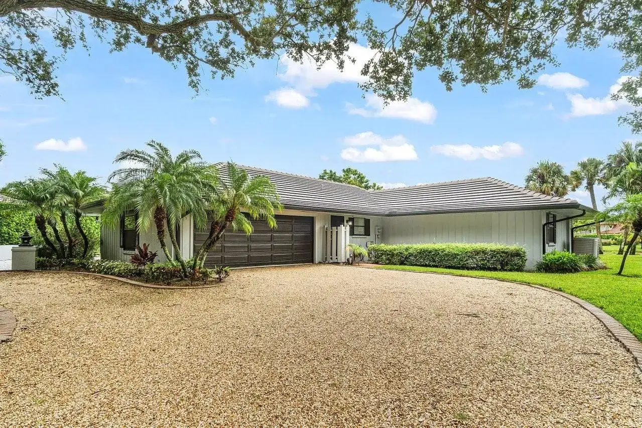 3 bedroom 3 bath Residential for sale at 10158 SE ACORN Way, Jupiter FL 33469