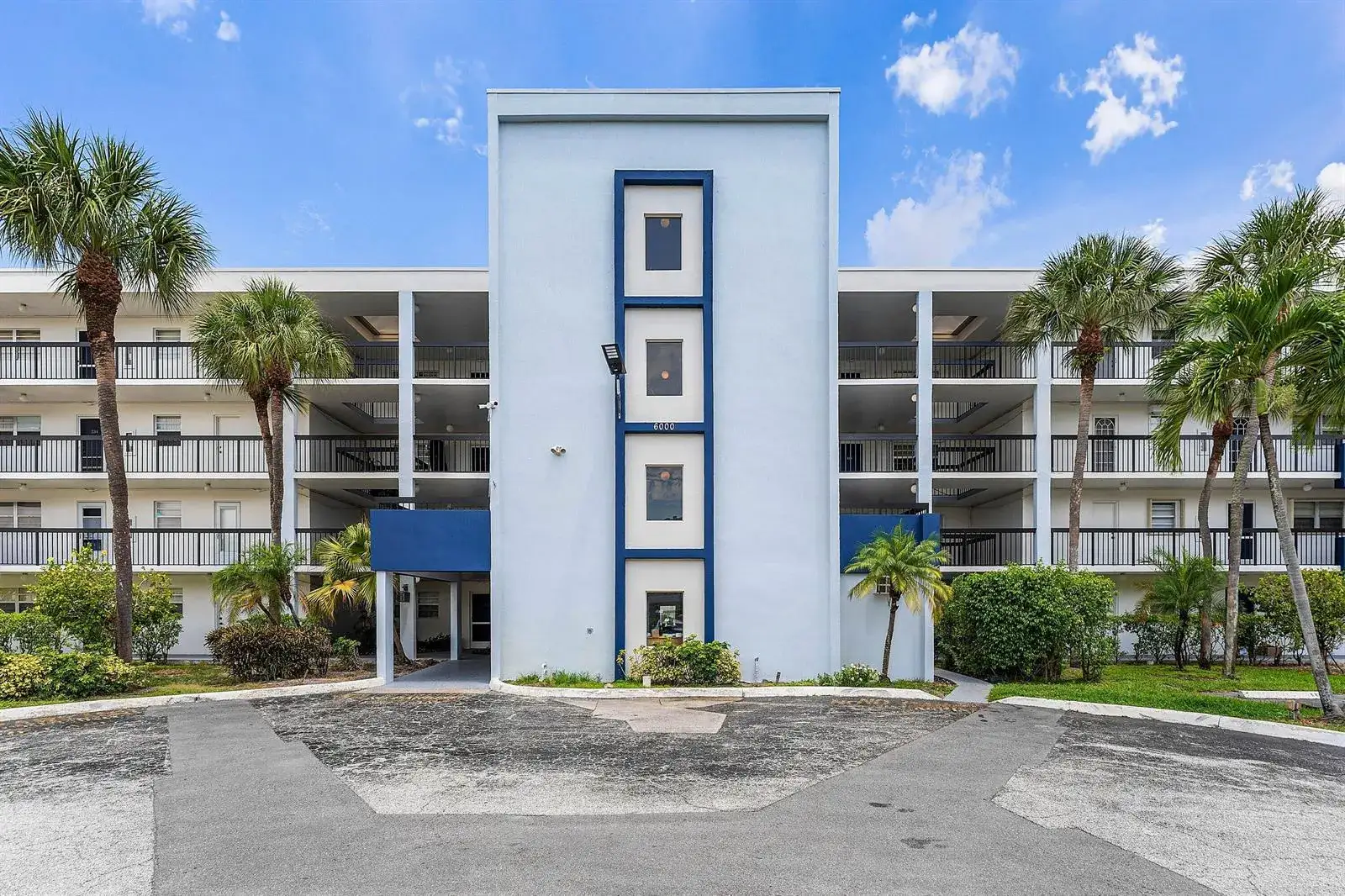 3 bedroom 2 bath Residential for sale at 6000 NW 2nd Avenue # 433, Boca Raton FL 33487