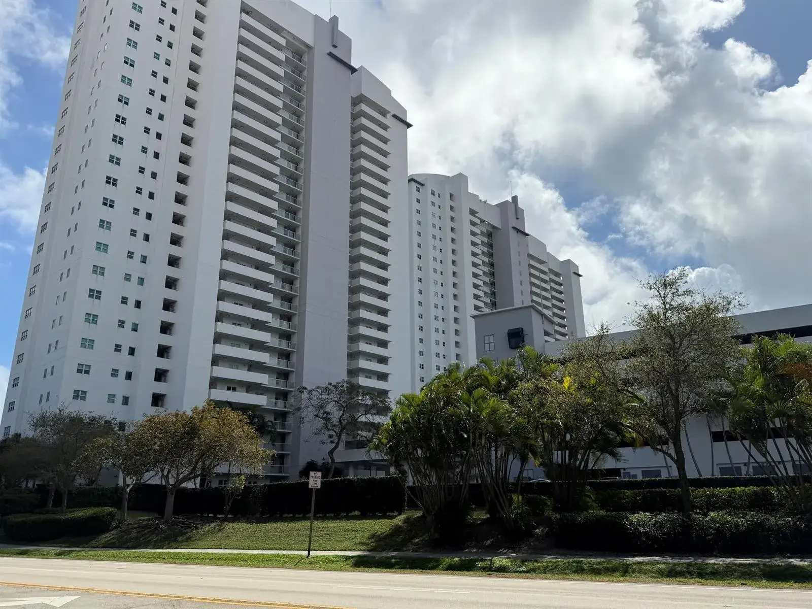 3 bedroom 3 bath Residential Lease for rent at 15051 Royal Oaks Lane # 1603, North Miami FL 33181