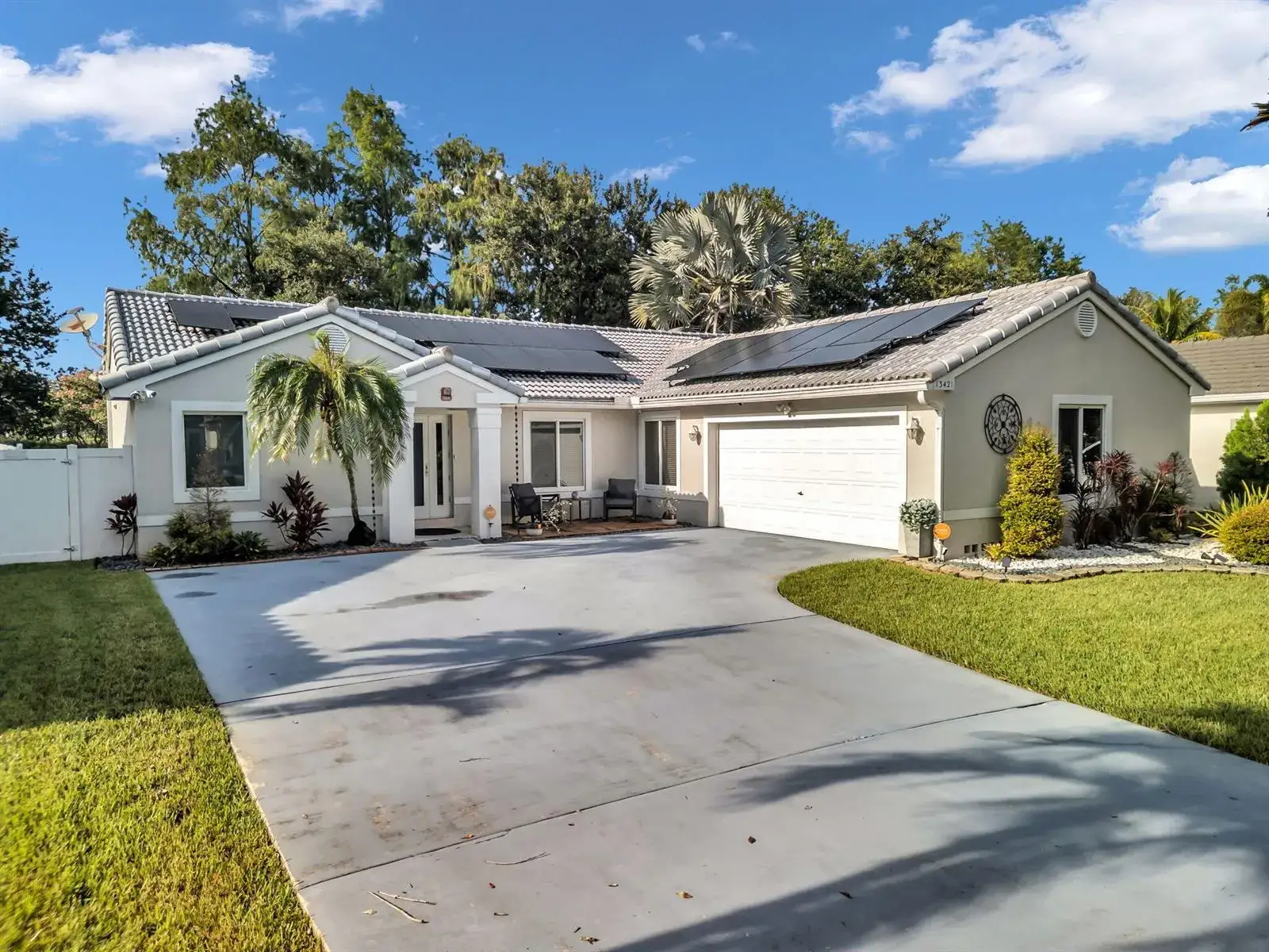 3 bedroom 2 bath Residential for sale at 13421 SW 17TH Court, Miramar FL 33027
