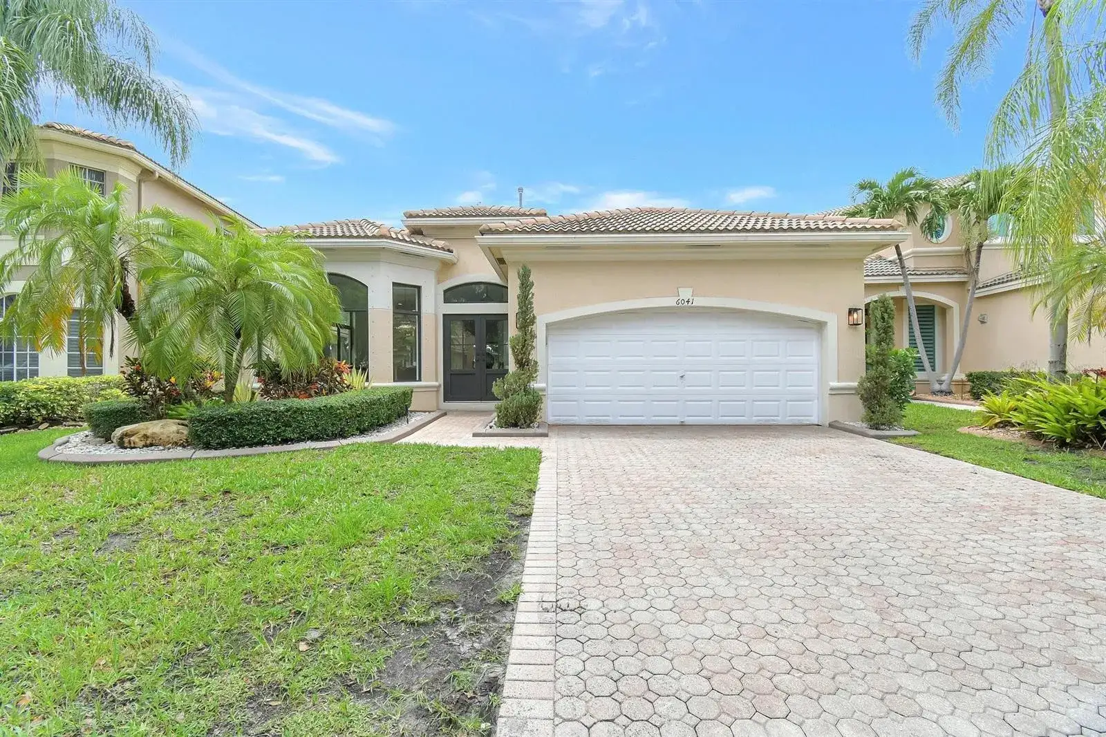 6041 SW 195TH Avenue, Pembroke Pines FL 33332