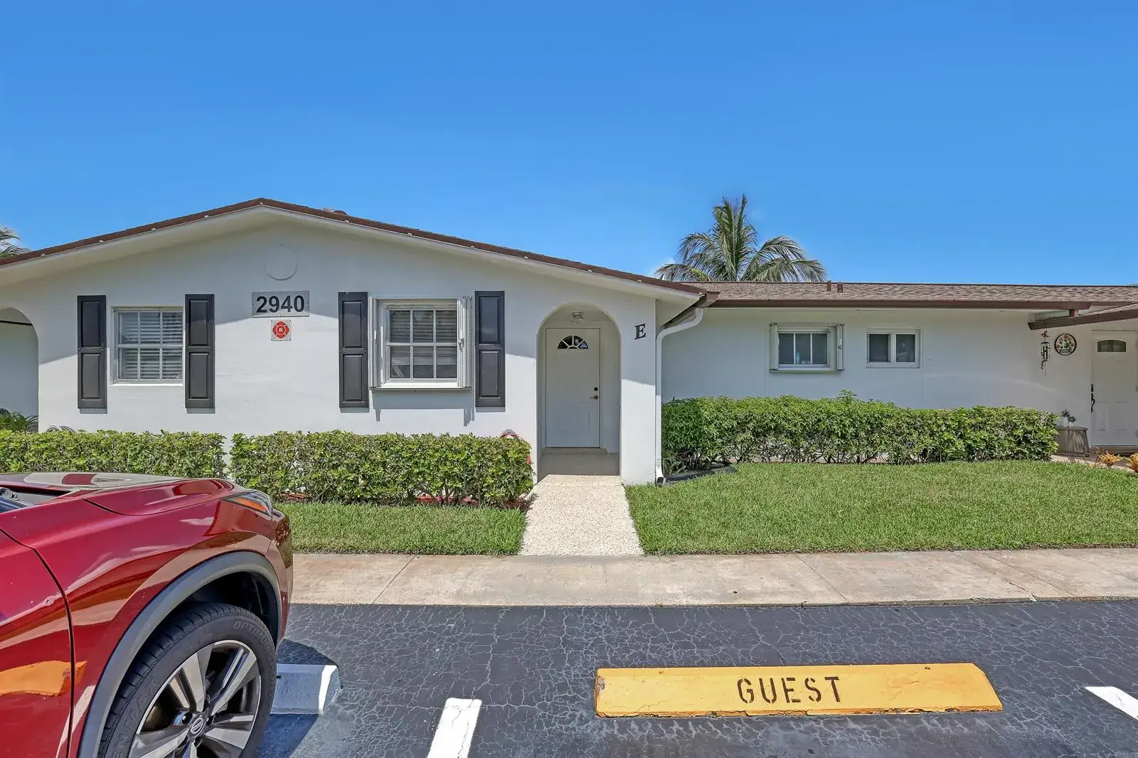 1 bedroom 1 bath Residential for sale at 2940 Crosley Drive E, West Palm Beach FL 33415