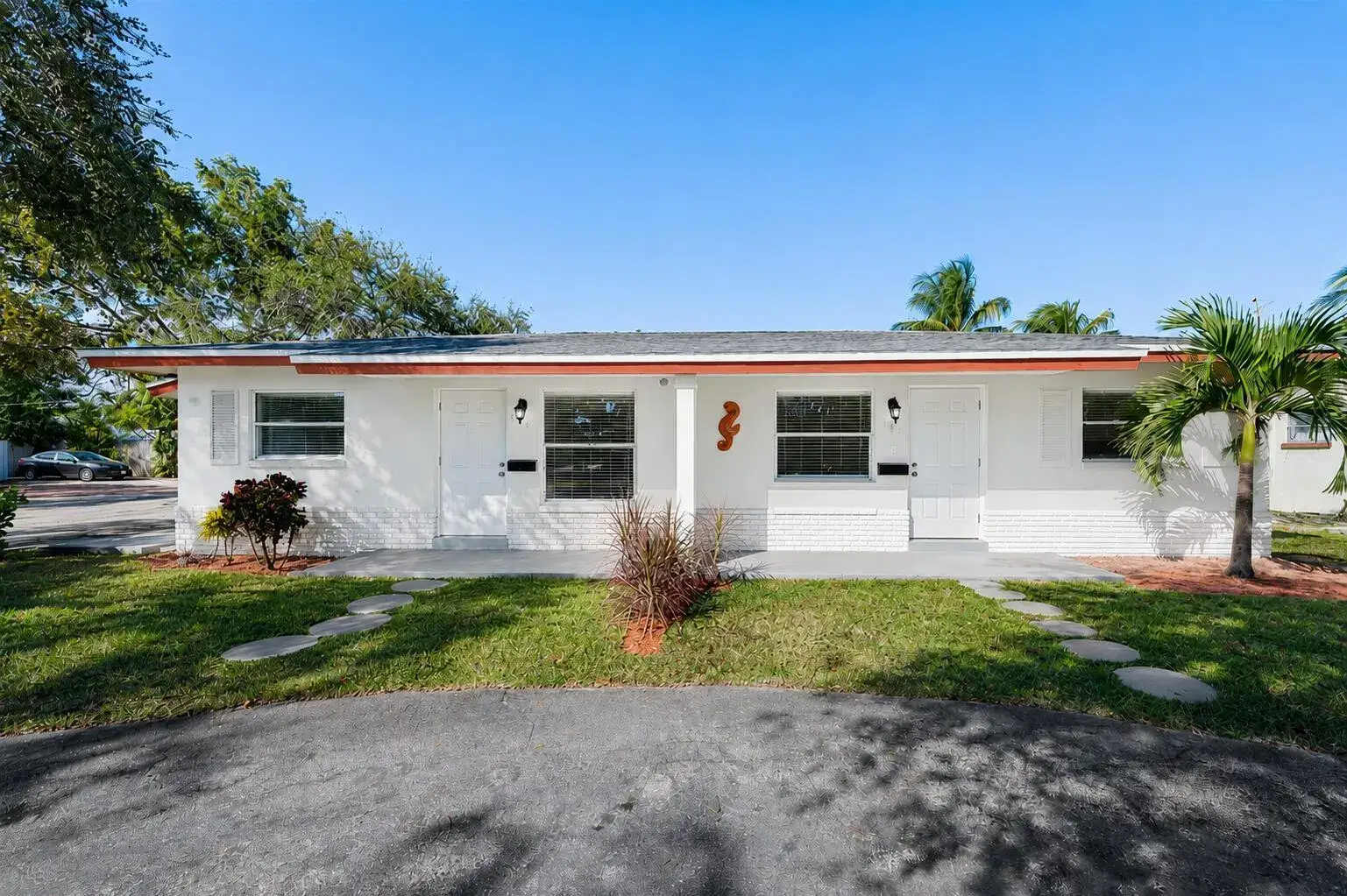 2 bedroom 1 bath Residential Lease for rent at 583 NW 17th Place, Fort Lauderdale FL 33311