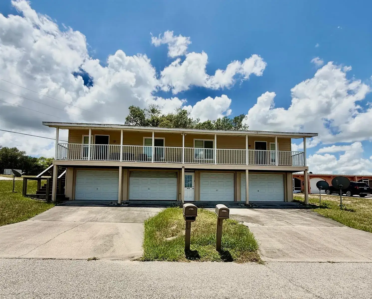 Residential Income for sale at 429 Lake June Drive # 2, Lake Placid FL 33852