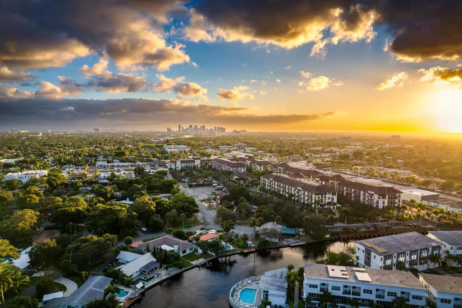 Residential Income for sale at 2757 NE 14TH Avenue, Wilton Manors FL 33334