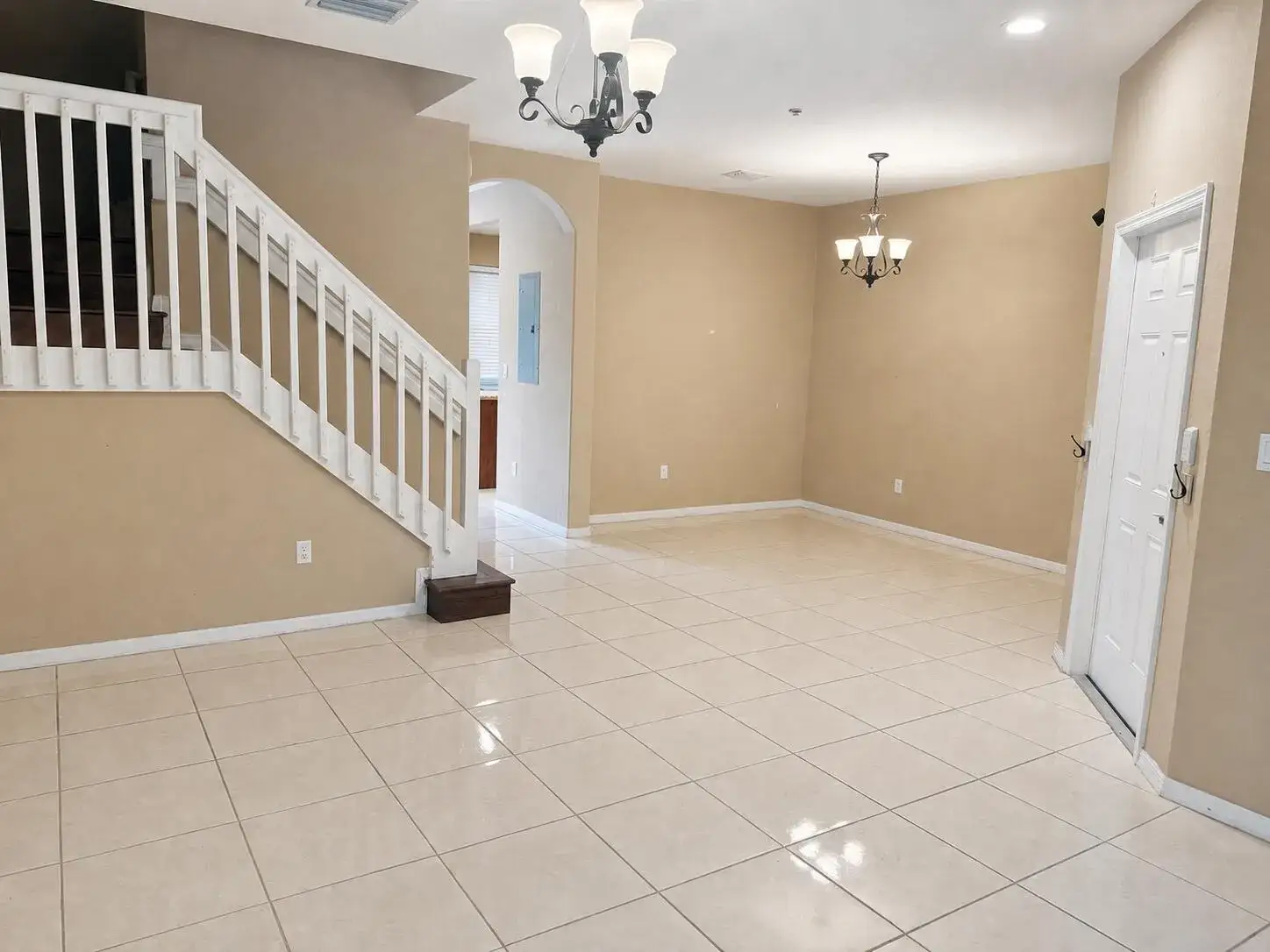 2 bedroom 2 bath Residential Lease for rent at 2851 W PROSPECT Road # 1209, Tamarac FL 33309