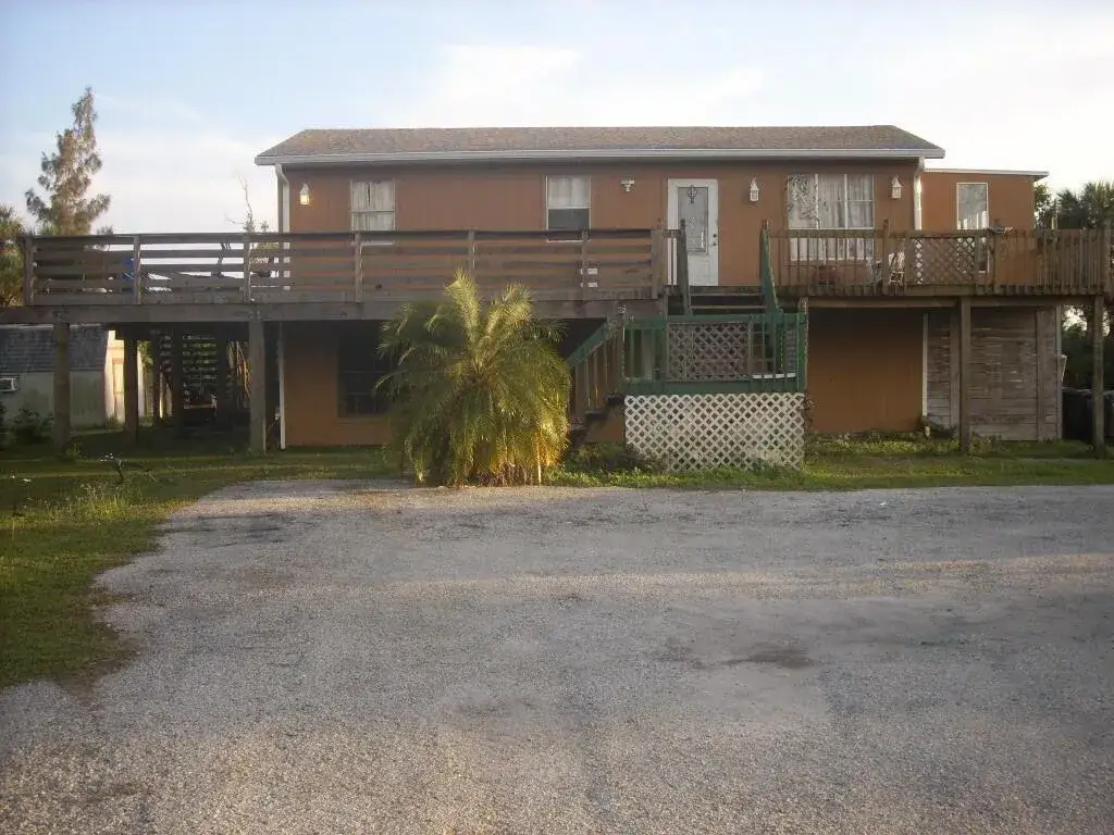 3 bedroom 1 bath Residential for sale at 4157 BERKSHIRE Road, FL 33956