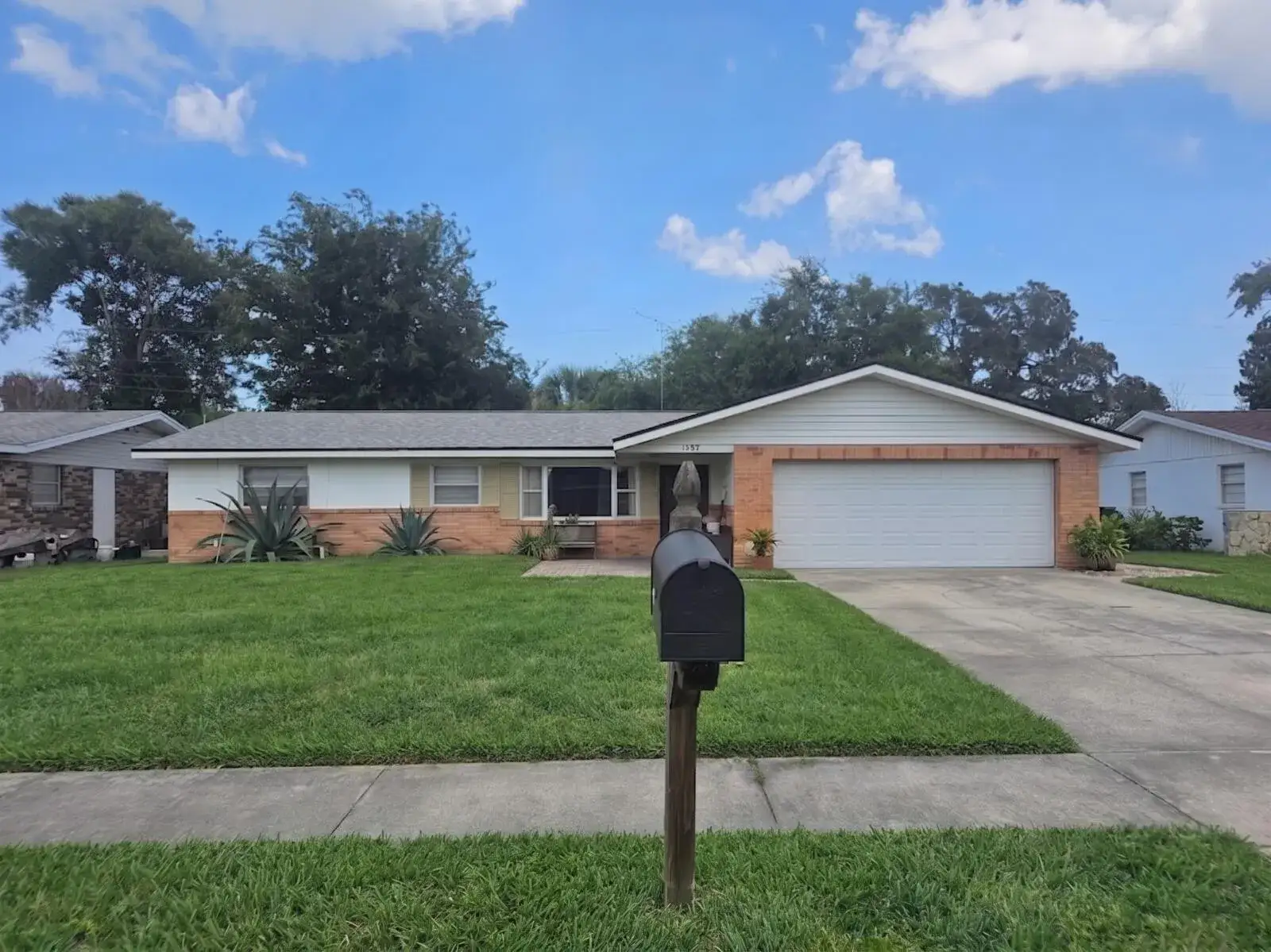 2 bedroom 2 bath Residential for sale at 1357 BEACON Drive, FL 32117