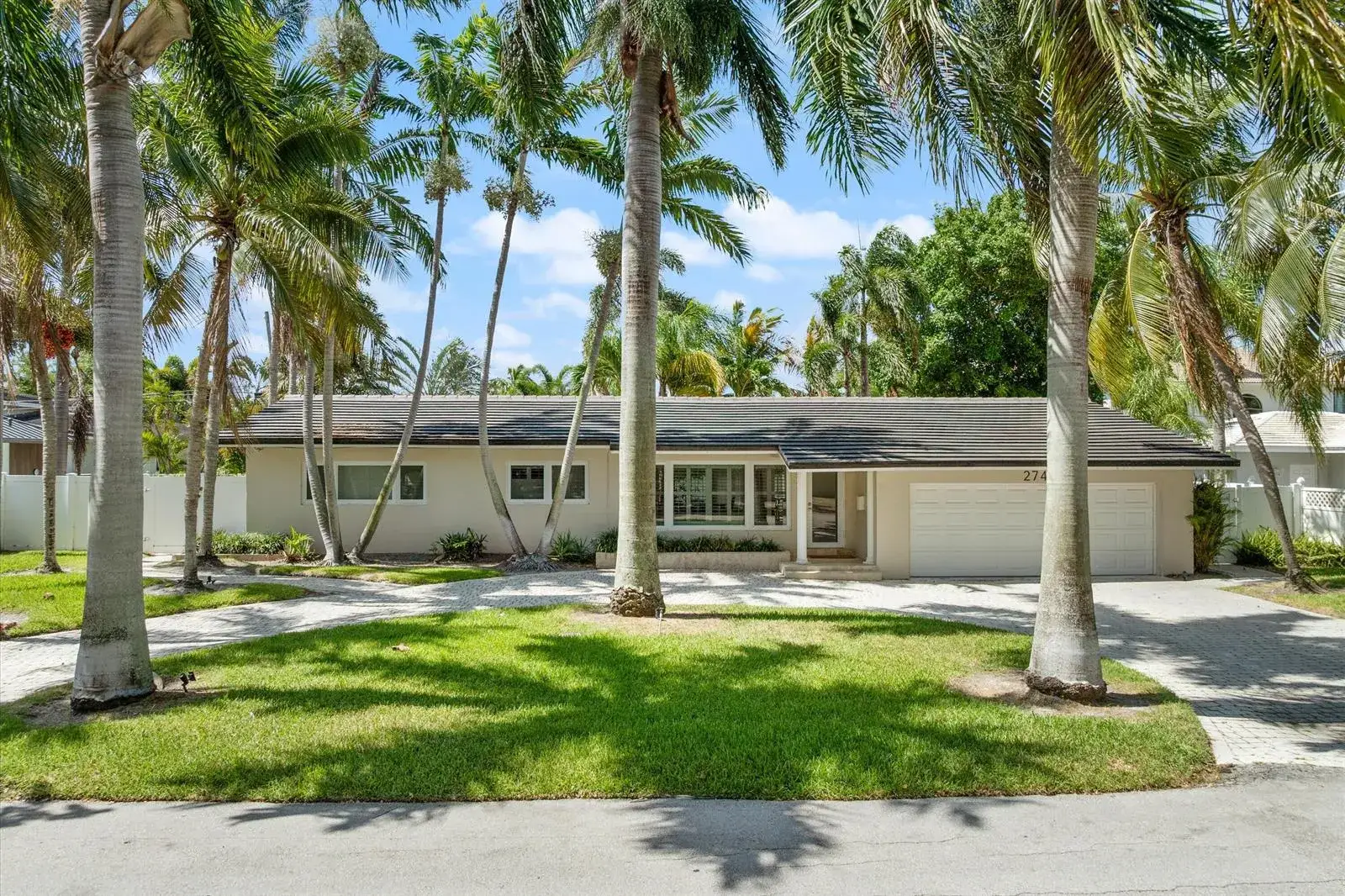 3 bedroom 3 bath Residential Lease for rent at 2740 NE 25th Place, Fort Lauderdale FL 33305