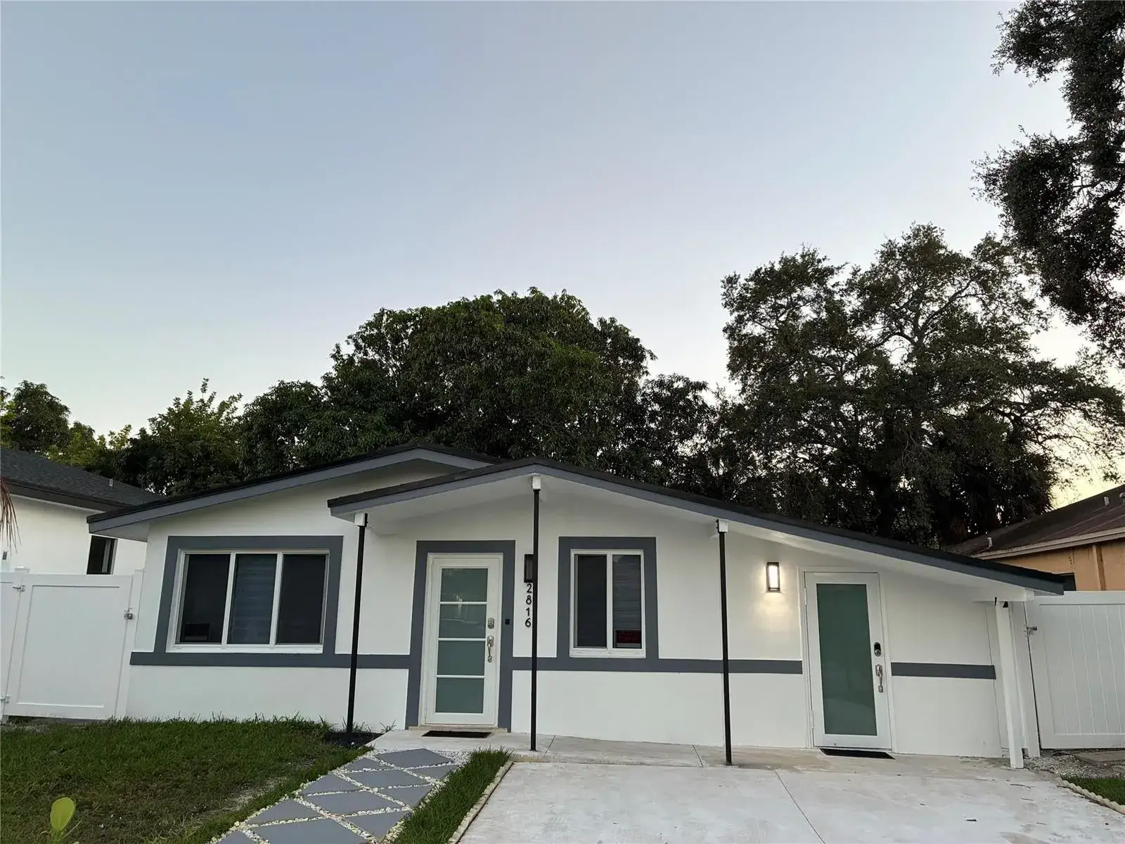 1 bedroom 1 bath Residential Lease for rent at 2816 NW 7TH Street, Fort Lauderdale FL 33311
