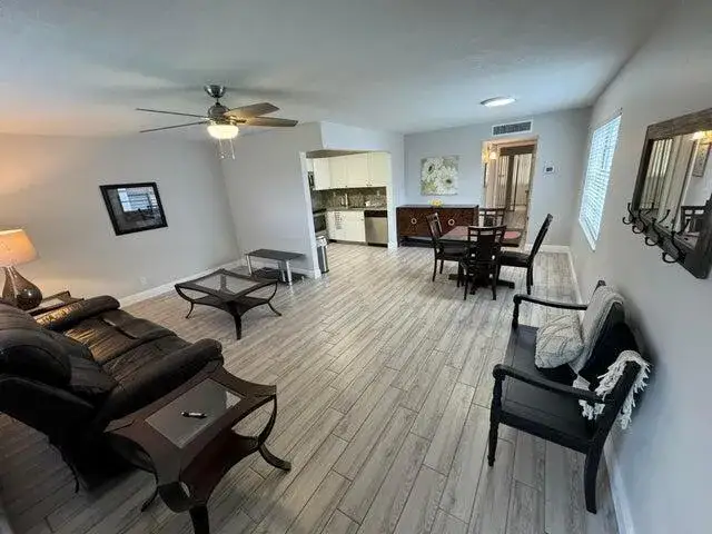 1 bedroom 1 bath Residential for sale at 127 FLANDERS C # C, Delray Beach FL 33484