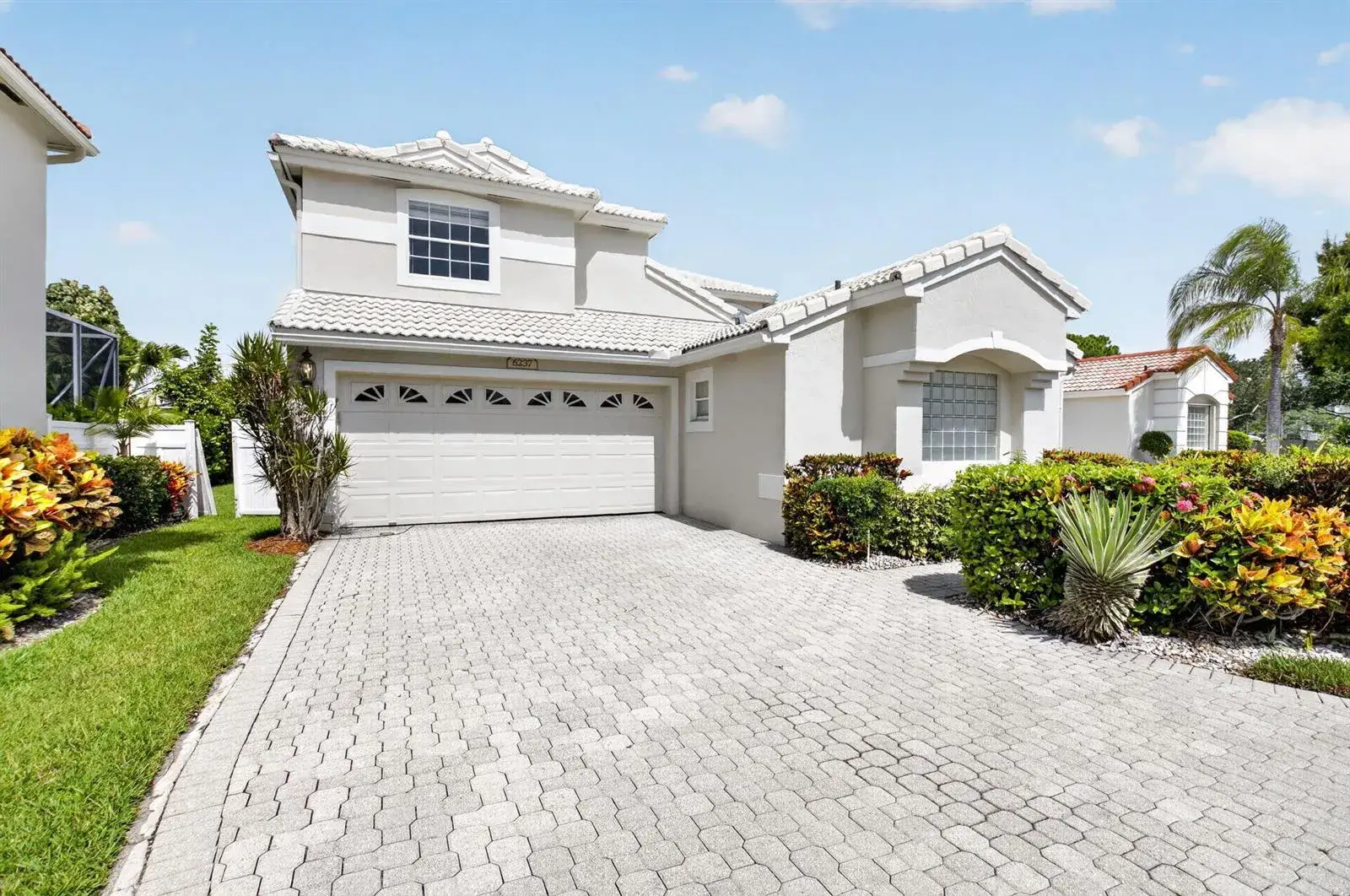 4 bedroom 3 bath Residential for sale at 6237 Brava Way, Boca Raton FL 33433
