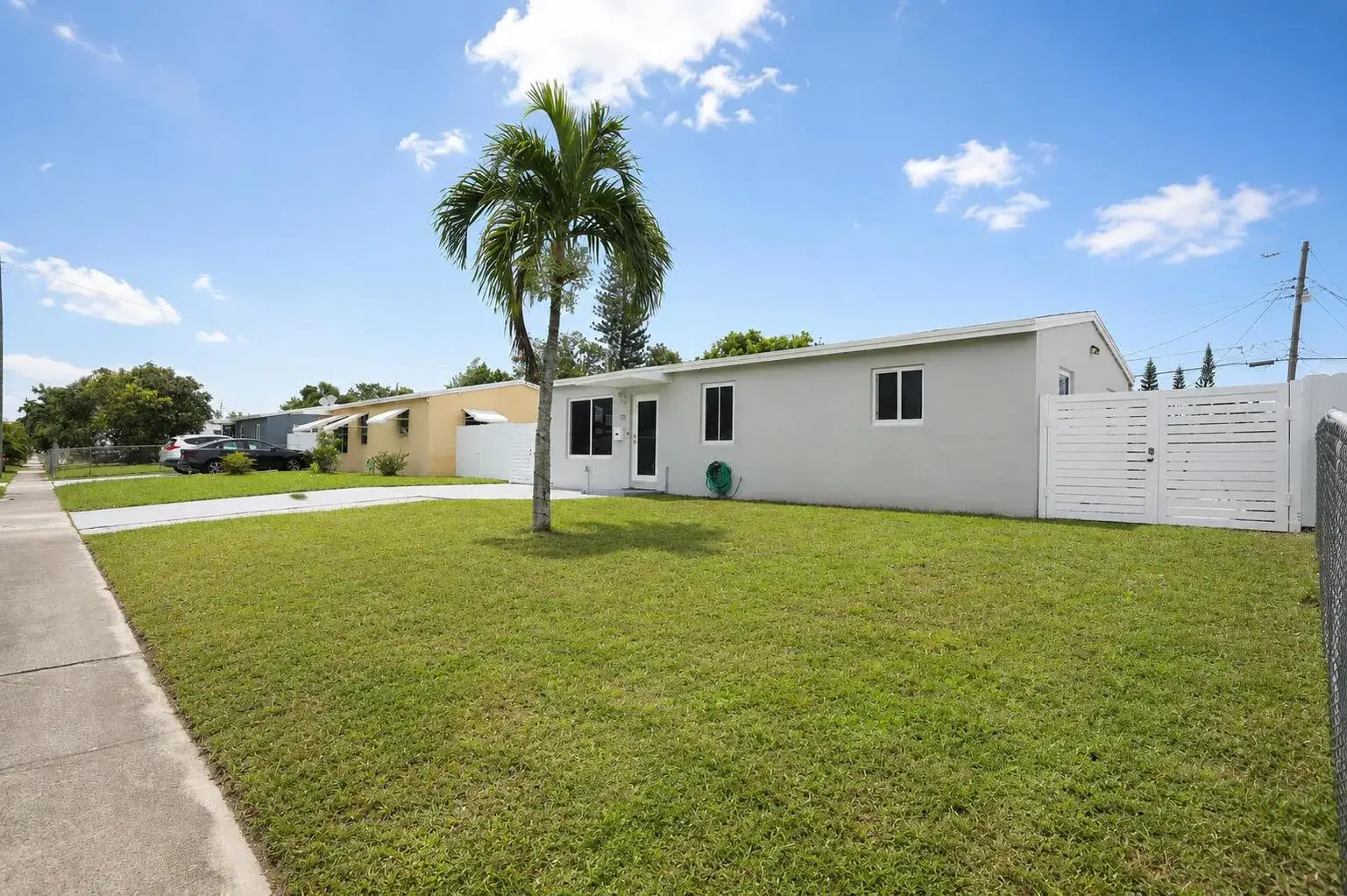 3 bedroom 1 bath Residential for sale at 807 Handy Ave Avenue, West Palm Beach FL 33401