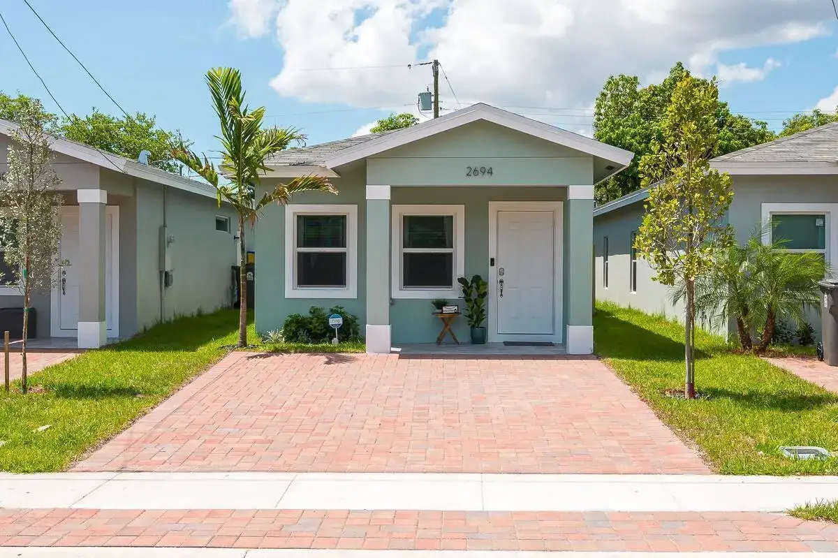 3 bedroom 2 bath Residential for sale at 2694 Nokomis Avenue, West Palm Beach FL 33409