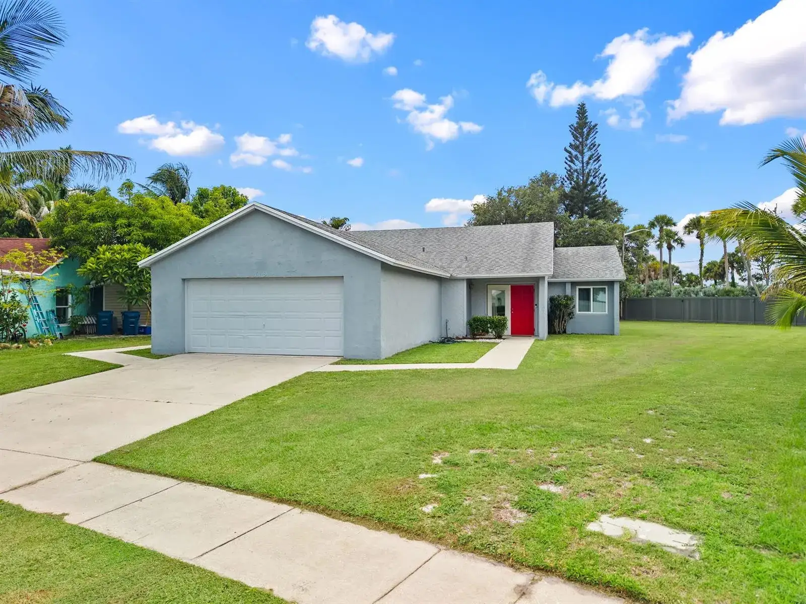 2 bedroom 2 bath Residential for sale at 119 Lakeside Circle, Jupiter FL 33458