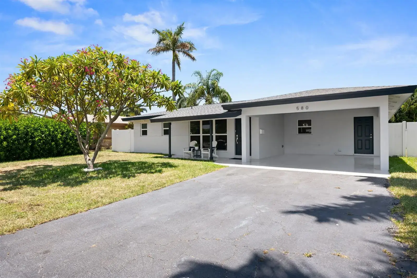 2 bedroom 2 bath Residential Lease for rent at 580 SE 5TH Street, Pompano Beach FL 33060