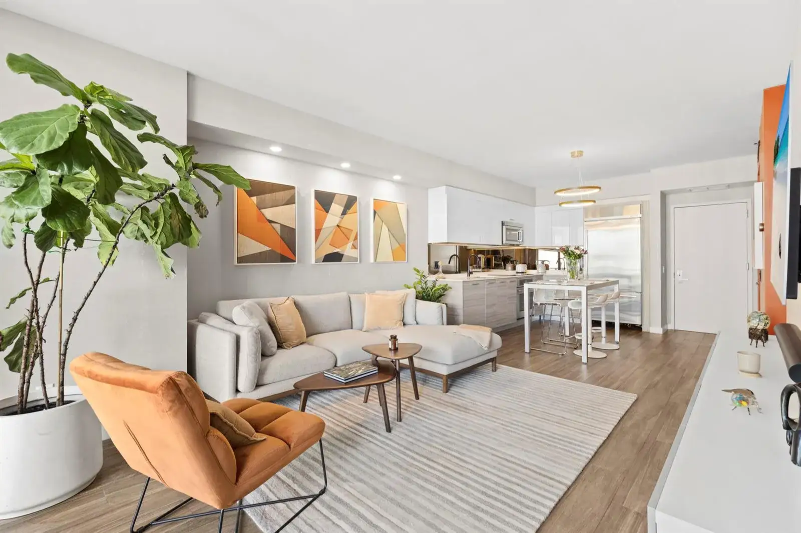 1 bedroom 1 bath Residential Lease for rent at 1300 BRICKELL BAY # 2105, Miami FL 33131