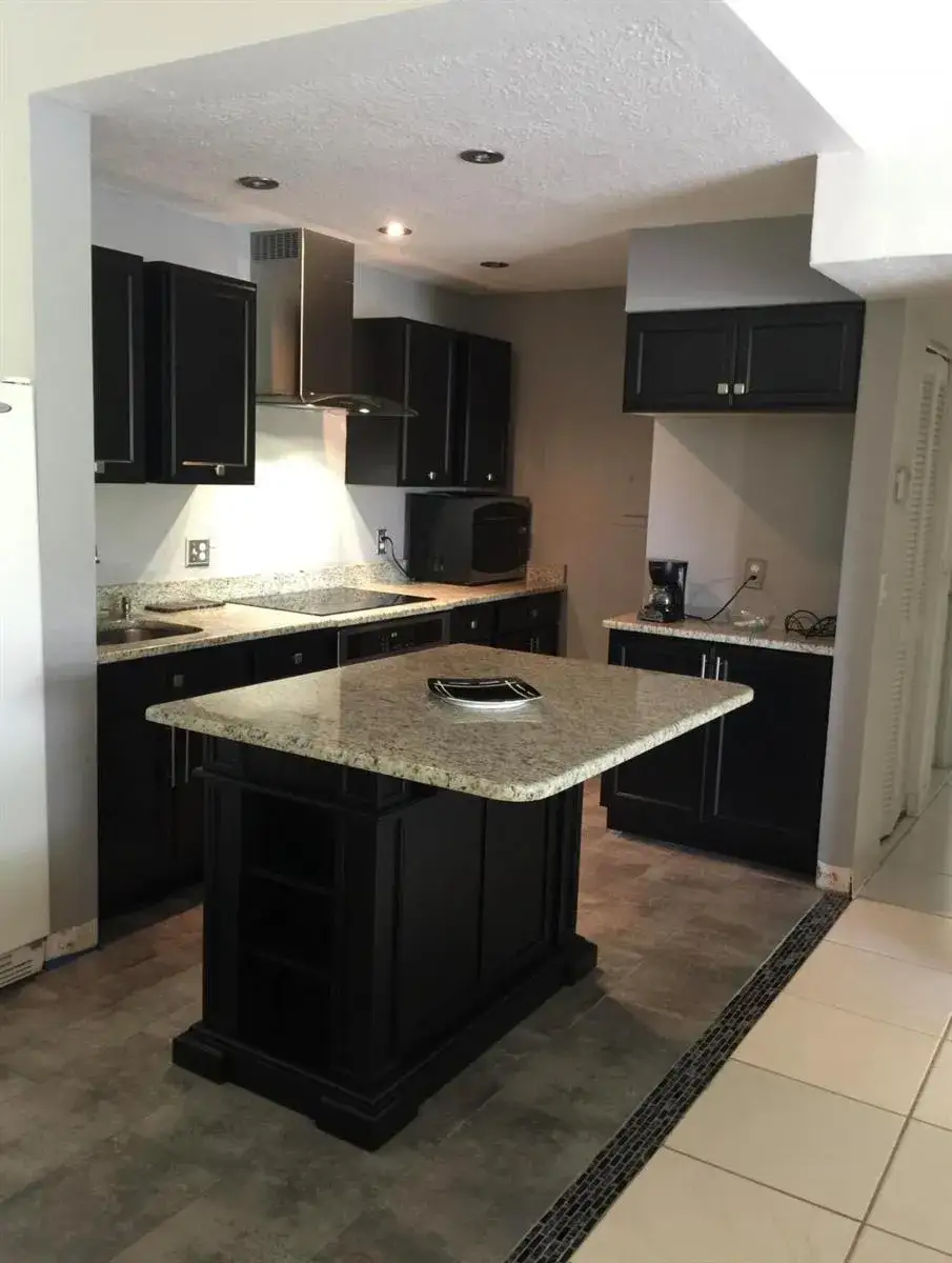2 bedroom 2 bath Residential Lease for rent at 629 Sea Pine Way # F3, FL 33415