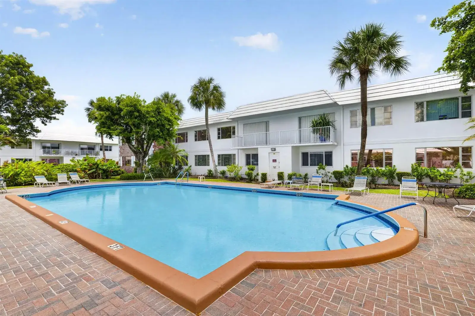 2 bedroom 2 bath Residential Lease for rent at 400 S Cypress Road # 427, Pompano Beach FL 33060