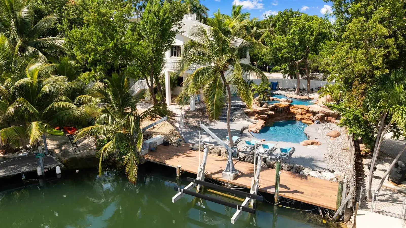 4 bedroom 3 bath Residential for sale at 168 INDIAN MOUND Trail, Tavernier FL 33070