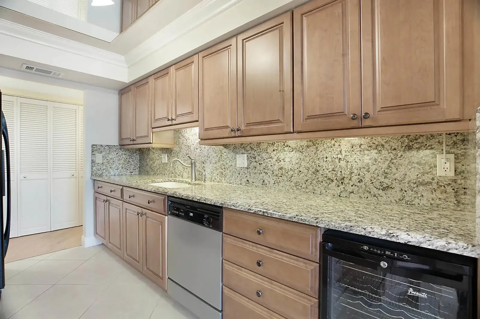 3 bedroom 2 bath Residential for sale at 800 Jeffery Street # 409, Boca Raton FL 33487