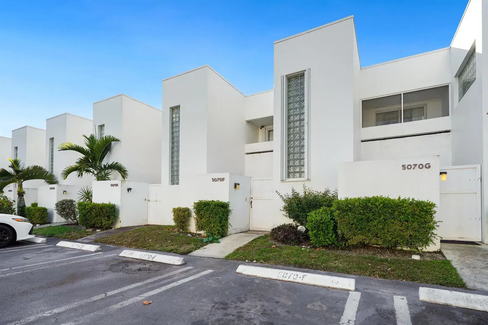 5070 Elmhurst Road # F, West Palm Beach FL 33417