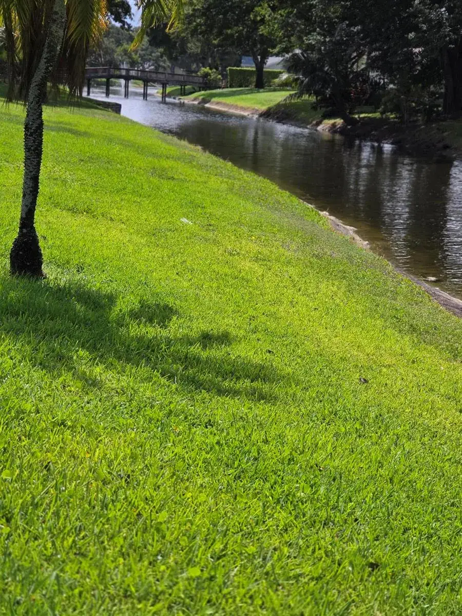 2 bedroom 2 bath Residential for sale at 10727 Ladypalm Lane # B, Boca Raton FL 33498