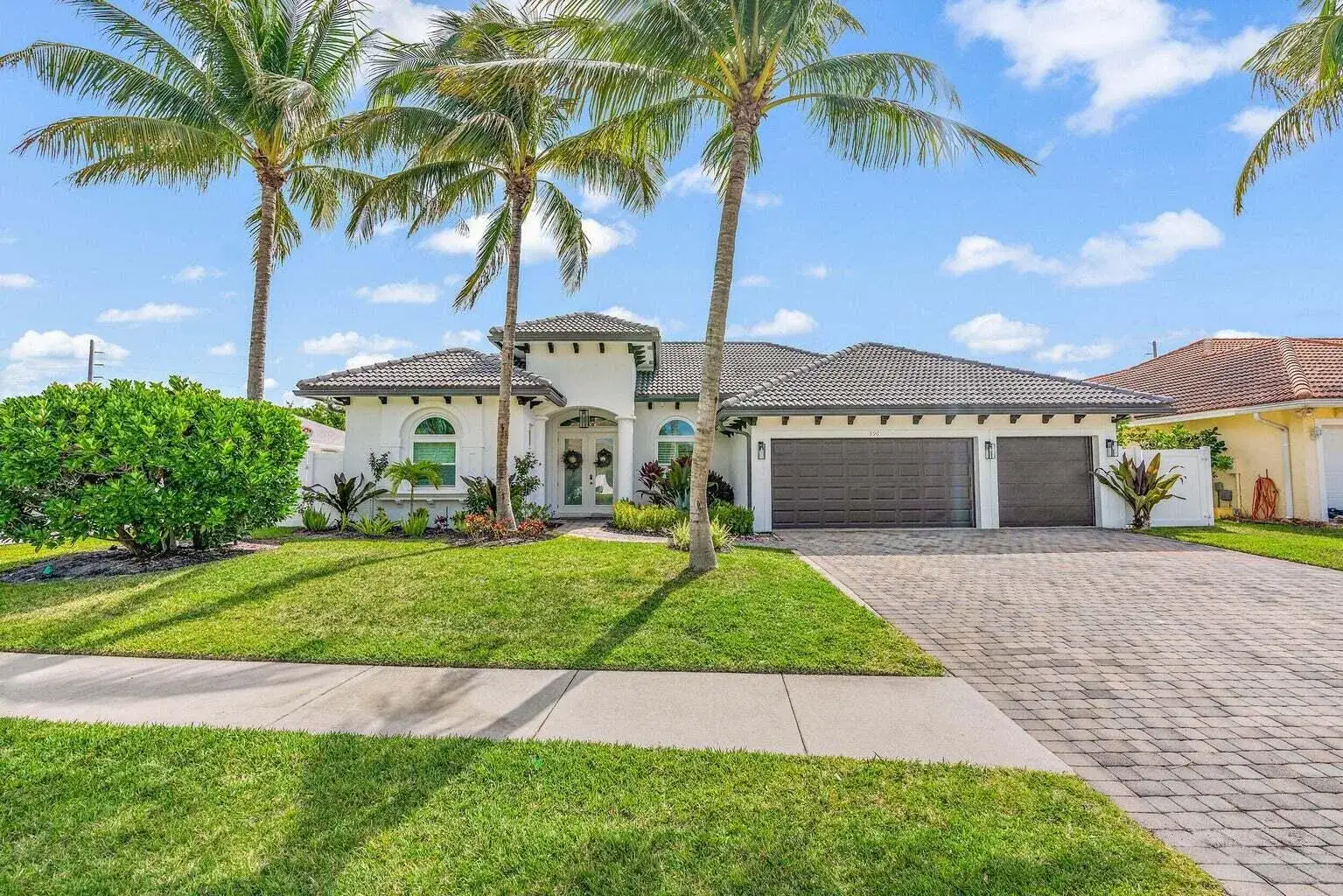 4 bedroom 4 bath Residential Lease for rent at 596 N Cypress Drive, Tequesta FL 33469