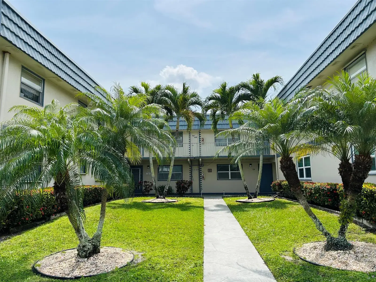 2 bedroom 2 bath Residential for sale at 536 BRITTANY L, Delray Beach FL 33446