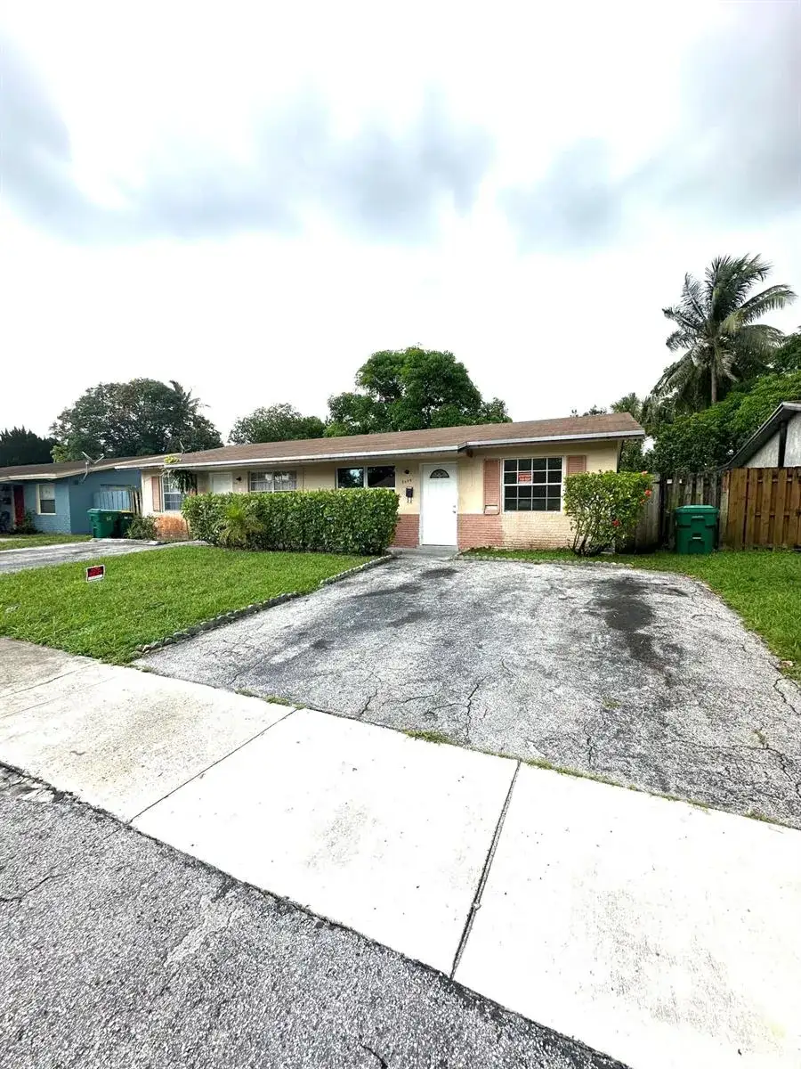 5644 NW 14th Court, Lauderhill FL 33313