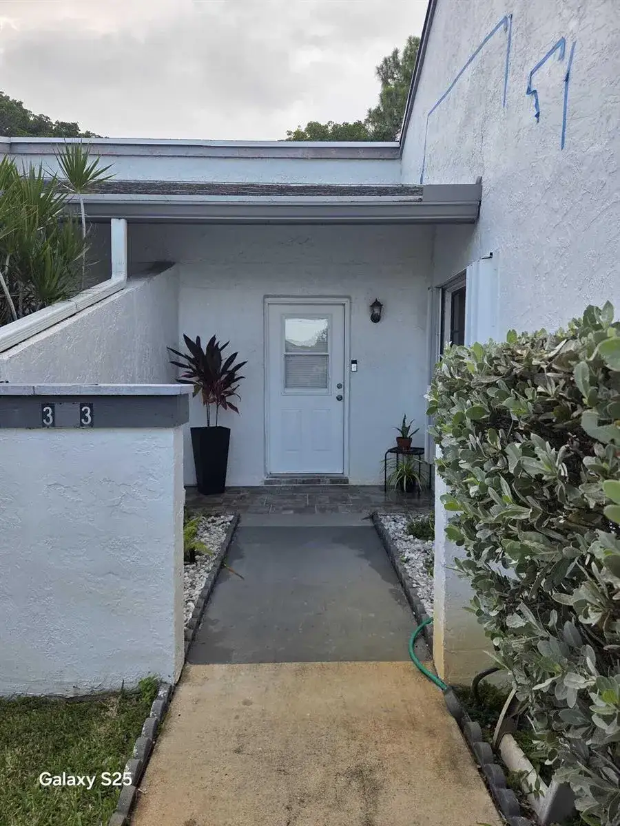 2 bedroom 2 bath Residential Lease for rent at 3703 Hertford Court, FL 33463