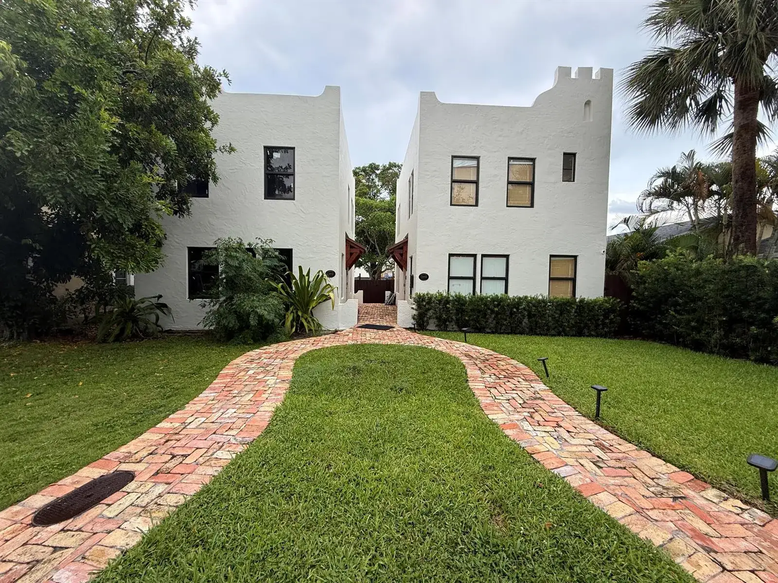 2 bedroom 2 bath Residential Lease for rent at 1306 FLORIDA Avenue, West Palm Beach FL 33401