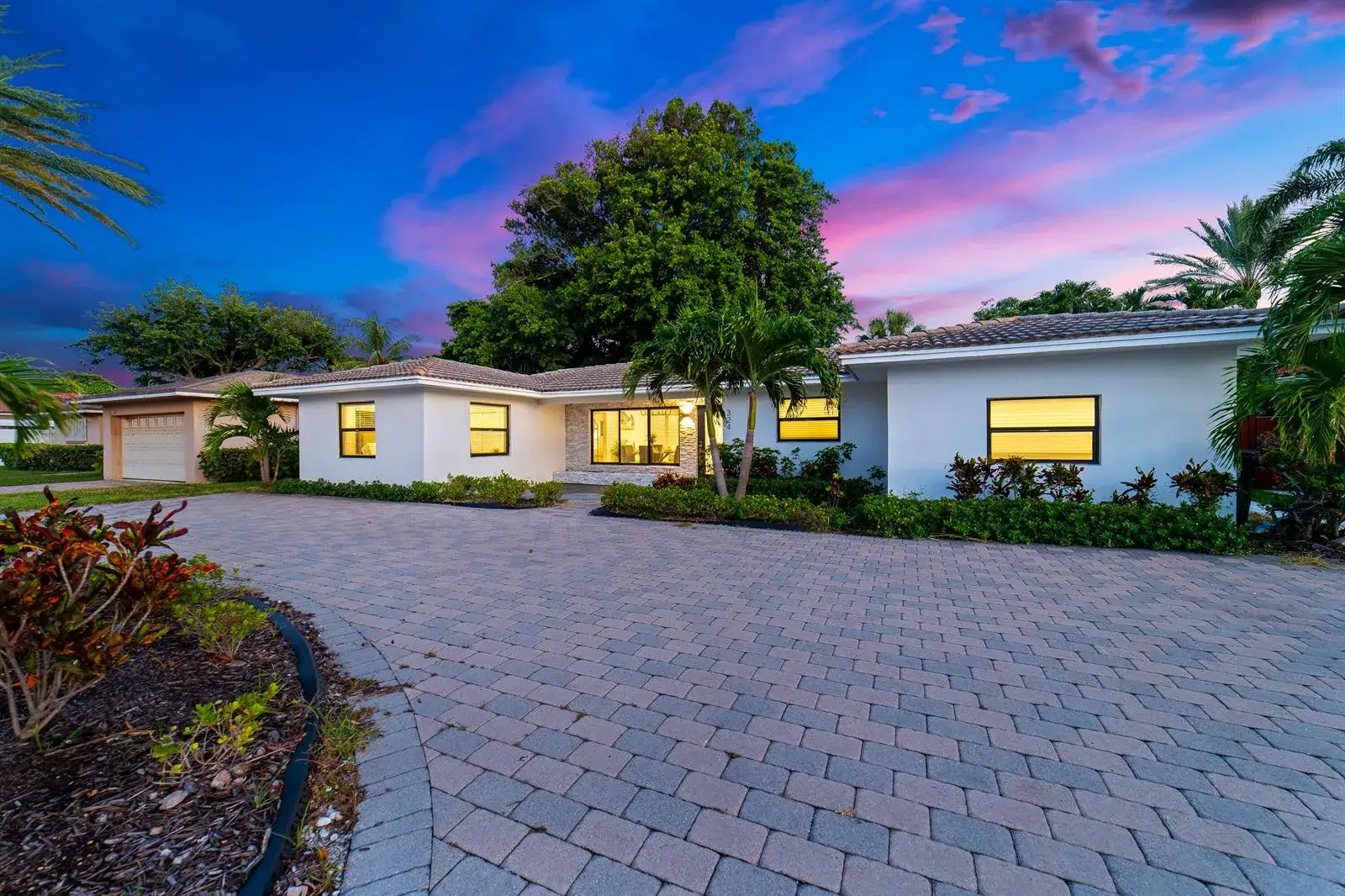 4 bedroom 3 bath Residential for sale at 324 Bamboo Road, Palm Beach Shores FL 33404